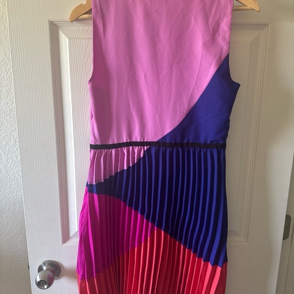 Trulli Women’s Pleated Dress Sleeveless Pink Color block Size 4 - Picture 5 of 8